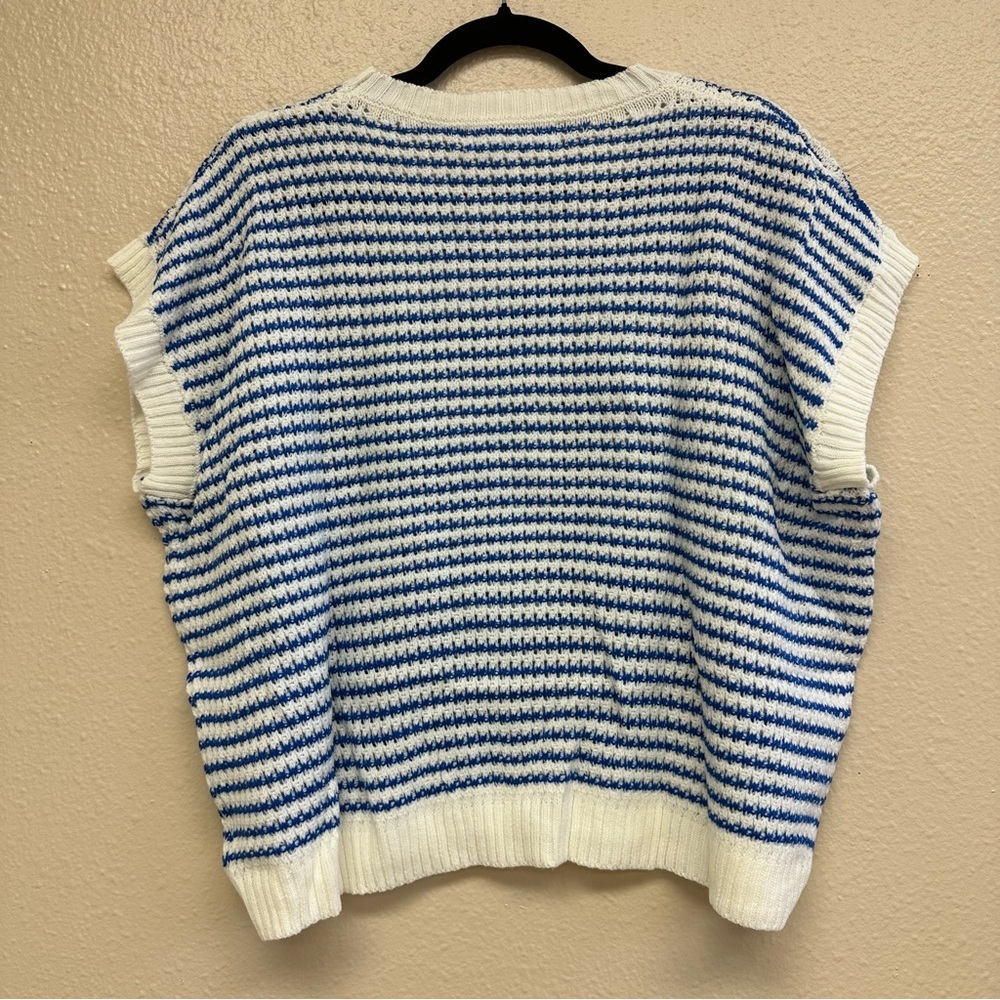 Striped Round Neck Sleeveless Sweater Blue and White Size XL - Picture 6 of 6